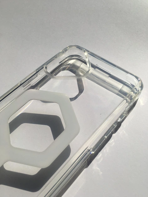 Чохол протиударний UAG Plyo MagSafe (Original) для Iphone 16 Plus (6.7") Прозорий 114479114341 - Фото 7 Чохол протиударний UAG Plyo MagSafe (Original) для Iphone 16 Plus (6.7") Прозорий 114479114341 - зображення 7