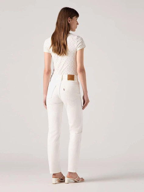 Джинси Slim Fit жіночі Levi`s 724 High Rise Straight 18883-0362 W31L30 Білі (5401157958643) - зображення 4