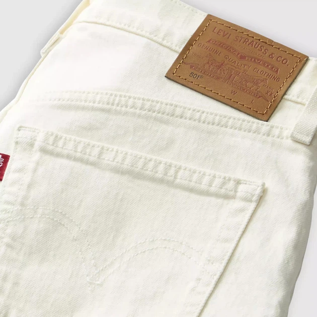 Jeansy regular fit damskie Levi`s 501® Crop 36200-0374 W25L26 Białe (5401187407975) - obraz 8