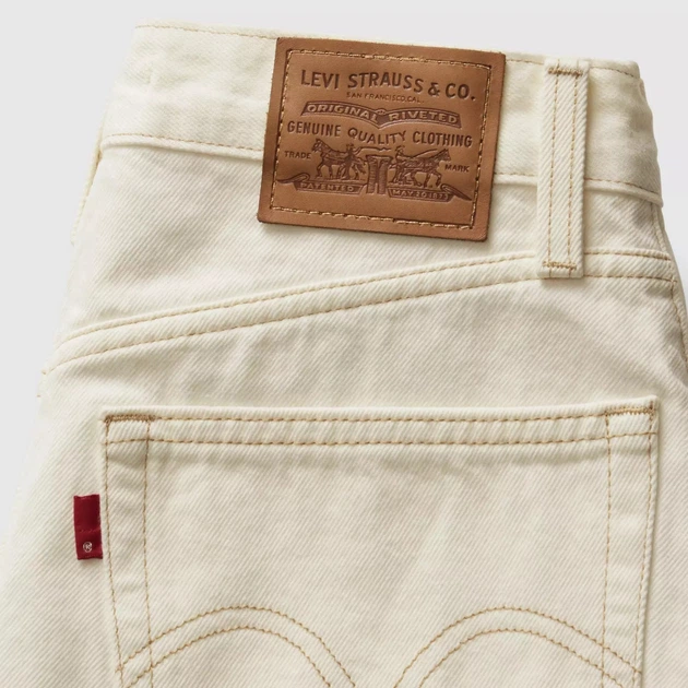 Spodenki damskie krótkie jeansowe Levi`s High Baggy Short A9311-0007 30 Białe (5401187758657) - obraz 8