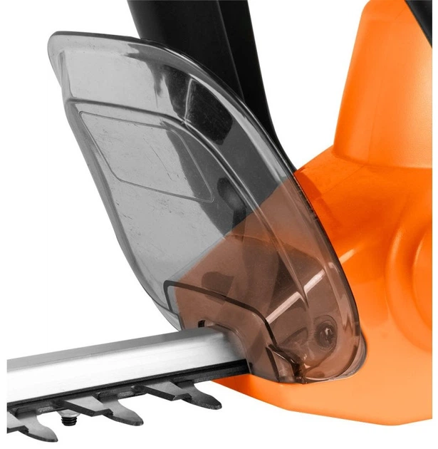 Садовий інструмент Neo Tools 04-634 2 в 1 з телескопічною штангою ланцюгова пилка 750 Вт 250 мм + ножиці для живоплоту 550 Вт 460 мм (5907558478037) - зображення 4