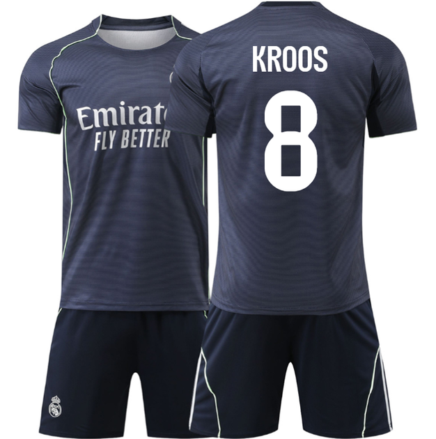 Футбольная форма детская Kroos (Кроос) 8 Real Madrid (Реал Мадрид) 26 размер рост 140-145 см темно синяя - Фото 1 Футбольная форма детская Kroos (Кроос) 8 Real Madrid (Реал Мадрид) 26 размер рост 140-145 см темно синяя - изображение 1