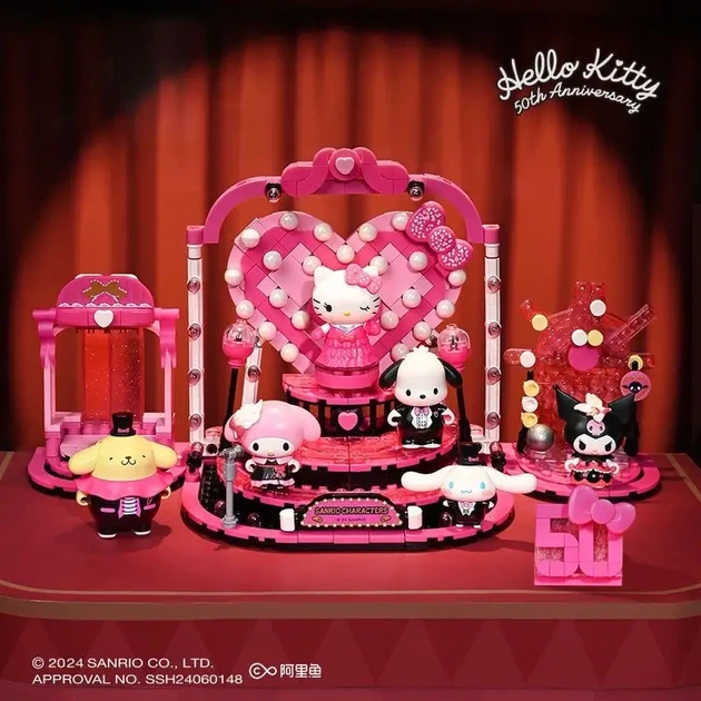 Конструктор Keeppley Sanrio «Hello Kitty: 50 лет — Звезда Бродвея» (K20850), 567 деталей - изображение 3