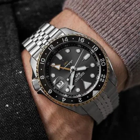 （本日中:最終値下) SEIKO 5 SPORTS GMT SKX SSK021 Seiko 5 Sport SKX GMT SSK021 – Topper Fine Jewelers