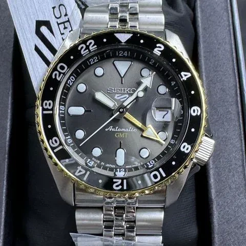（本日中:最終値下) SEIKO 5 SPORTS GMT SKX SSK021 Seiko 5 Sport SKX GMT SSK021 – Topper Fine Jewelers
