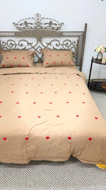 Комплект постільної білизни Italy Quilt Cover Страйп-Сатін з ковдрею літньою 230х200см Бежевий - Фото 2 Комплект постільної білизни Italy Quilt Cover Страйп-Сатін з ковдрею літньою 230х200см Бежевий - зображення 2