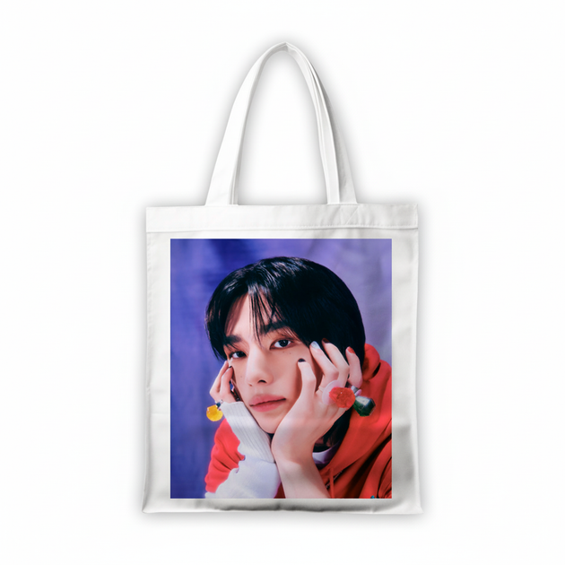 Сумка-шопер Стрей кідс Stray Kids 39x35 см біла з габардину 11370 - Фото 1 Сумка-шопер Стрей кідс Stray Kids 39x35 см біла з габардину 11370 - зображення 1