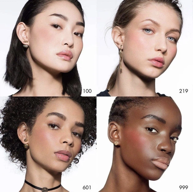 Стійкі рум'яна для обличчя Dior Rouge Blush / 601 hologram -holographic / France, 6.7 g - Фото 4 Стійкі рум'яна для обличчя Dior Rouge Blush / 601 hologram -holographic / France, 6.7 g - изображение 4