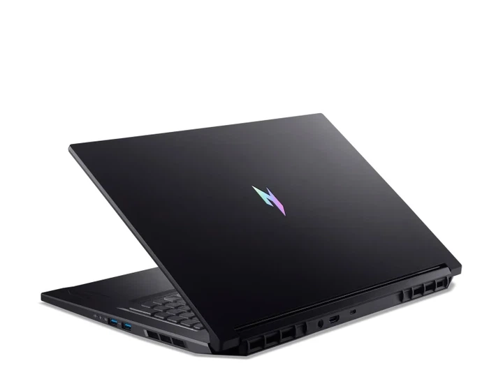 Ноутбук Acer Nitro V 17 AI Ryzen 5-240/16GB/1TB/Win11 RTX5060 (ANV17-41 || NH.QYUEP.002) - Фото 8 Ноутбук Acer Nitro V 17 AI Ryzen 5-240/16GB/1TB/Win11 RTX5060 (ANV17-41 || NH.QYUEP.002) - зображення 8