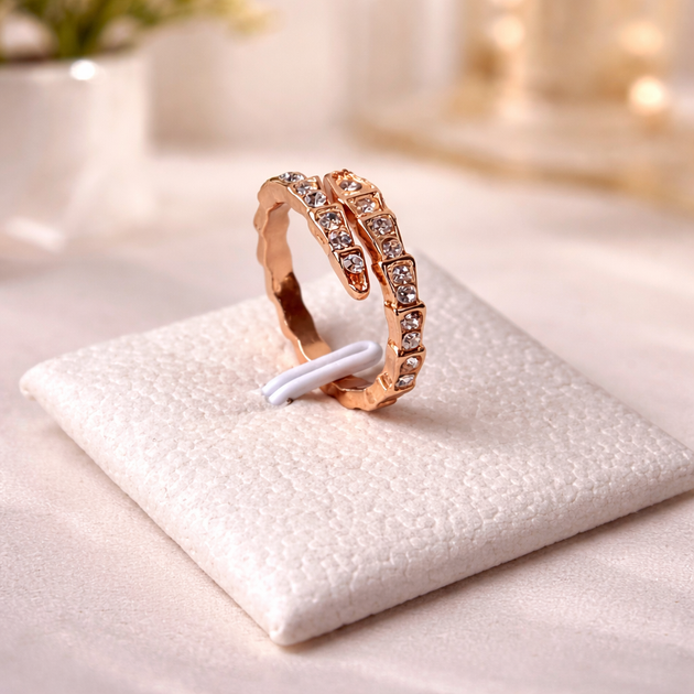 Кольцо в стиле Bvlgari змея, универсальный размер(Rose-Gold) - Фото 1 Кольцо в стиле Bvlgari змея, универсальный размер(Rose-Gold) - изображение 1