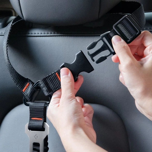 Uchwyt samochodowy Spigen PS100 Universal Car Seat Belt Holder for Pets Black (8809971237567) - obraz 7