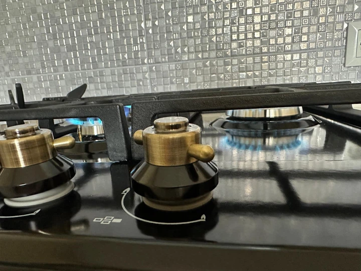 Варочная поверхность газовая Luxor 650 Emaille Turbo Wok Italy KUP + круглая подставка Wok в подарок, черный - изображение 11