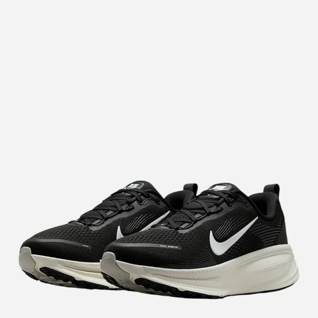 Жіночі кросівки для бігу Nike W Vomero 18 HM6804-005 38 (7US) Чорні (197863393919) - зображення 2