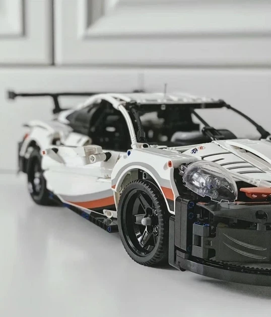 Конструктор Technic Porsche Порш 911 GT3 RS (белый) 1580 деталей спортивный суперкар 50 см - изображение 6
