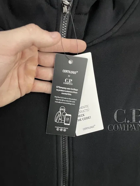 Мужская Зип Худи от C.P Company черного цвета с липзами сведр в размере L - изображение 4
