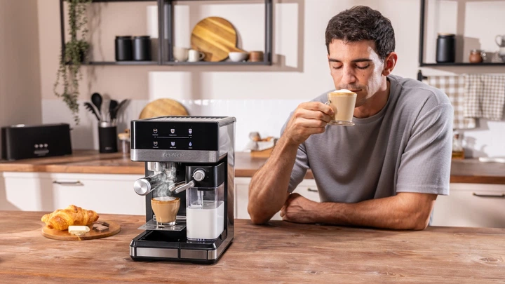 Кавомашина Cecotec Power Espresso 20 Touch & Cream (A01_EU01_111060) - зображення 4