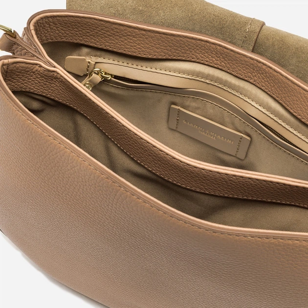 Сумка крос-боді через плече жіноча з натуральної шкіри середня Gianni Chiarini BS-6037/COMM-GRN-NAOP-5313 Бежева (800070354421) - Фото 4 Сумка крос-боді через плече жіноча з натуральної шкіри середня Gianni Chiarini BS-6037/COMM-GRN-NAOP-5313 Бежева (800070354421) - зображення 4