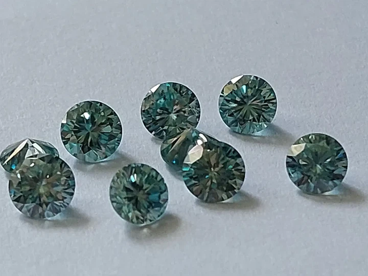 Муассанит 4.30ct VVS1-9pc/4.90-5.50mm (3687105) - изображение 3