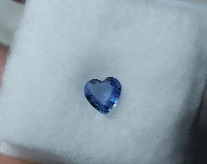 Сапфир сердце 0,48 Cts. 5.1 х 2.1 мм (93813) - изображение 3