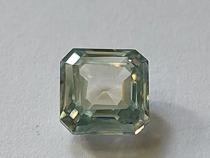 Муассанит 2.81 Ct 8.36 х 8.28 мм (3362) - Фото 2 Муассанит 2.81 Ct 8.36 х 8.28 мм (3362) - изображение 2