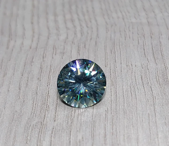 Муассанит 5.45 ct 12 mm (09565) - изображение 2