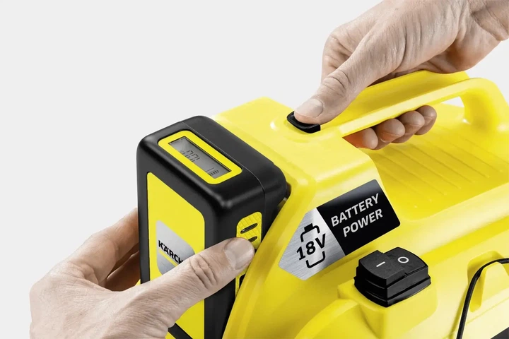 Пилосос професійний Karcher WD 1 Compact Battery, 18В, контейнер 7л, 3,14кг, без АКБ та ЗП (00113519) - Фото 6 Пилосос професійний Karcher WD 1 Compact Battery, 18В, контейнер 7л, 3,14кг, без АКБ та ЗП (00113519) - зображення 6