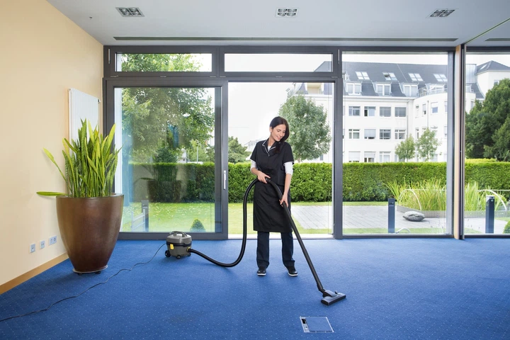 Пилосос професійний Karcher T 7/1 Classic, 850Вт, 235мБар, контейнер 7л, 3,5кг (00113507) - Фото 5 Пилосос професійний Karcher T 7/1 Classic, 850Вт, 235мБар, контейнер 7л, 3,5кг (00113507) - изображение 5