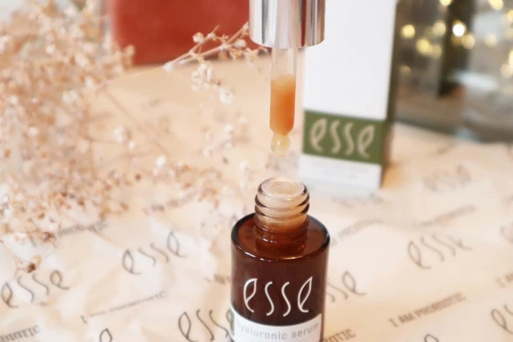 Гиалуроновая сыворотка Esse Hyaluronic Serum R6 15 мл - Фото 2 Гиалуроновая сыворотка Esse Hyaluronic Serum R6 15 мл - изображение 2