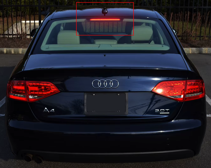 Центральный стоп-сигнал на Audi A4 B8 седан / универсал (2008-2015) - изображение 4