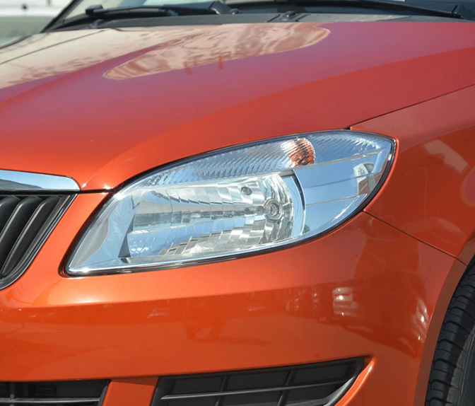 Левое стекло фары Skoda Fabia (2011-2014) - изображение 10
