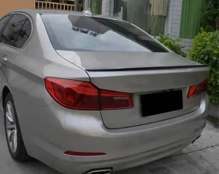 Спойлер багажника на BMW 5 на G30 F90 2017-2024 стиль М5 черный глянец - изображение 5