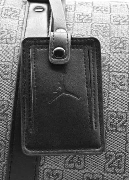 Спортивная сумка через плечо Jordan Duffle Monogram в темно-сером цвете. - изображение 9
