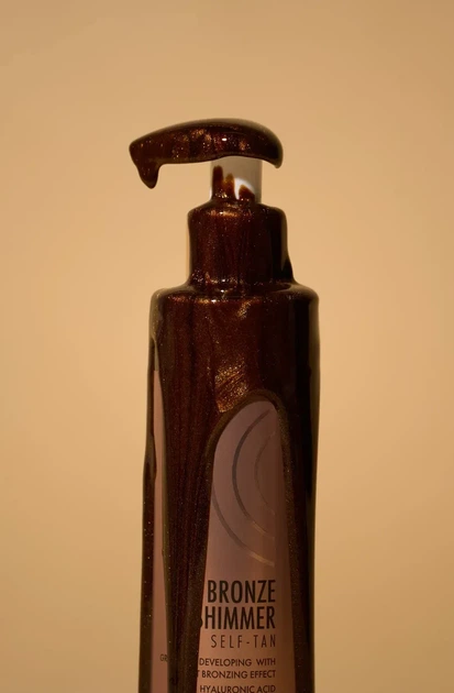 Средство для бронзового загара с эффектом шиммера St Moriz Advanced Bronze Shimmer Tan, 200 мл - Фото 4 Средство для бронзового загара с эффектом шиммера St Moriz Advanced Bronze Shimmer Tan, 200 мл - изображение 4