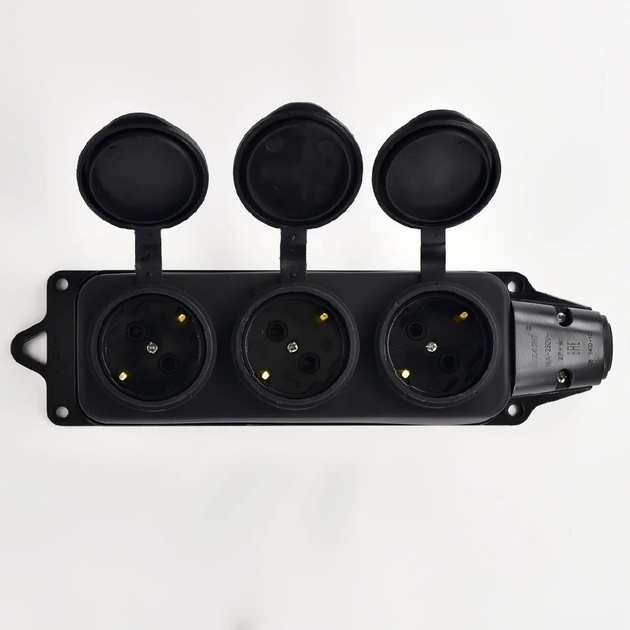 Колодка Lezard на 3 розетки каучук IP44 чорна, 106-0400-101 - Фото 1 Колодка Lezard на 3 розетки каучук IP44 чорна, 106-0400-101 - зображення 1