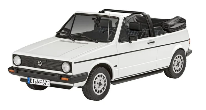 Подарунковий набір 1:24 автомобіль 50 років VW Golf 1 Revell 05636 - изображение 2