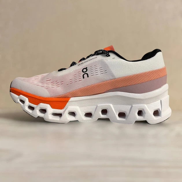 Женские кроссовки повседневные Cloudmonster 2 White Orange 37 (23,5 см) Белый - Фото 3 Женские кроссовки повседневные Cloudmonster 2 White Orange 37 (23,5 см) Белый - изображение 3