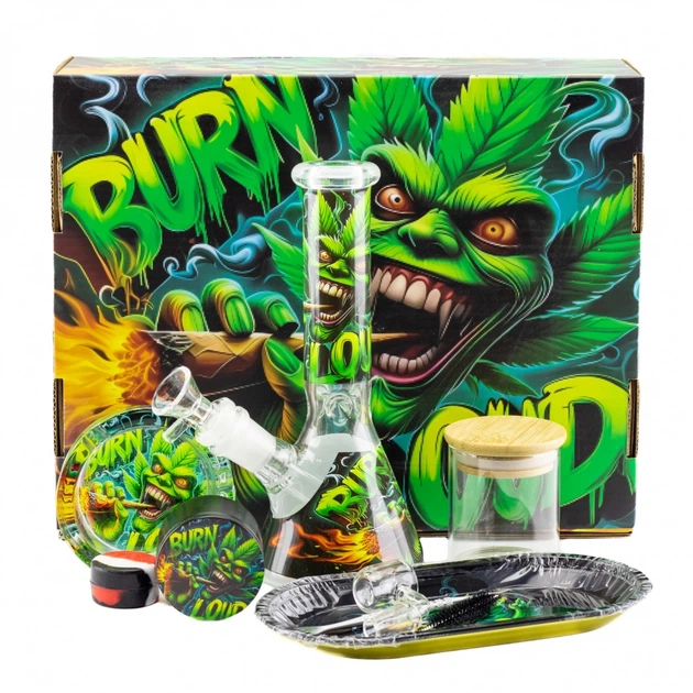 Подарунковий набір для паління Grinch SG 19/14 (20 см) у кейсі - Фото 1 Подарунковий набір для паління Grinch SG 19/14 (20 см) у кейсі - изображение 1