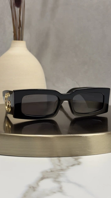 Сонцезахисні окуляри Gucci GG1425S 001 Black/Grey - Фото 2 Сонцезахисні окуляри Gucci GG1425S 001 Black/Grey - зображення 2