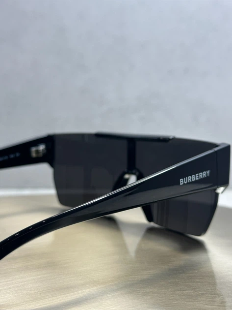 Солнцезащитные очки Burberry BE4291 346487 Matte Black/Grey - изображение 6