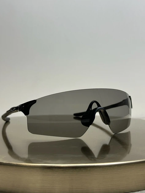 Сонцезахисні окуляри Oakley EVZero Blades OO9454-01 Matte Black/Prizm Black - Фото 1 Сонцезахисні окуляри Oakley EVZero Blades OO9454-01 Matte Black/Prizm Black - зображення 1