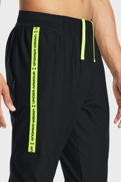 Чоловічі чорні спортивні штани UA M's Ch. Pro Pant Under Armour M 1379448-003 - изображение 4