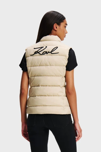 Жіночий бежевий жилет LIGHTWEIGHT PUFFER GILET Karl Lagerfeld 40 246W1512 - Фото 3 Жіночий бежевий жилет LIGHTWEIGHT PUFFER GILET Karl Lagerfeld 40 246W1512 - зображення 3