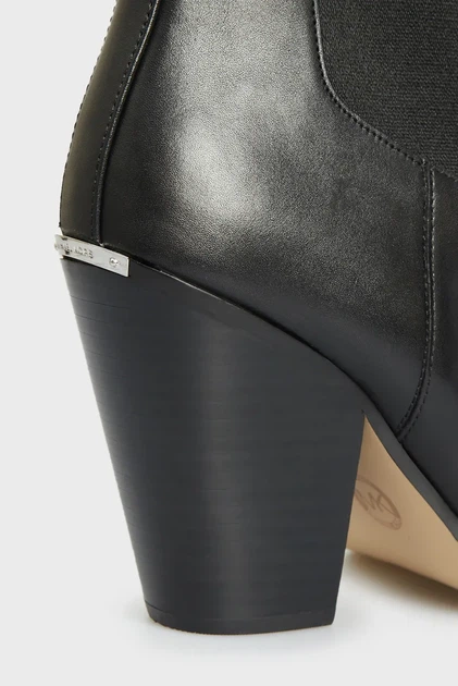 Жіночі чорні шкіряні ковбойки LENI BOOTIE Michael Kors 37 40T4LNHE5L - Фото 4 Жіночі чорні шкіряні ковбойки LENI BOOTIE Michael Kors 37 40T4LNHE5L - зображення 4
