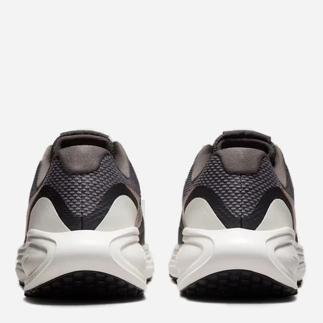 Жіночі кросівки для бігу Nike W Revolution 8 HJ8485-200 42 (10US) Чорні (197862926132) - зображення 5