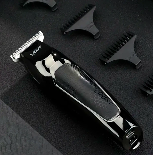 Тример VGR V-030 Black потужність 5 Вт акумулятор 1000 мАг USB для стрижки волосся 0.2-5 мм 5 насадок - зображення 4