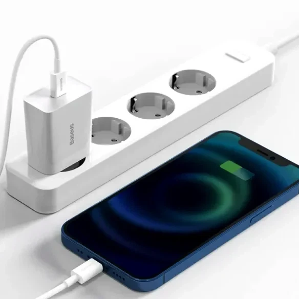 Мережевий зарядний пристрій Baseus 20W USB Type-C білий 88x43x26 мм для швидкого заряджання мобільних пристроїв. - Фото 8 Мережевий зарядний пристрій Baseus 20W USB Type-C білий 88x43x26 мм для швидкого заряджання мобільних пристроїв. - зображення 8