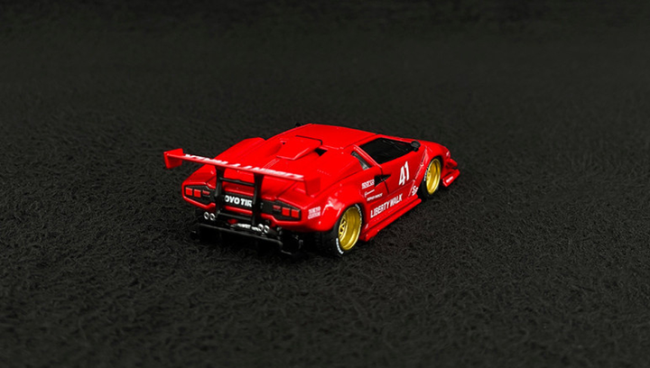 Машинка Premium MINI GT Lamborghini Countach LB-WORKS 1:64 MGT01100 Red - изображение 3