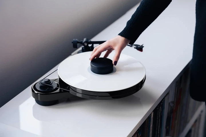 Притиск для вінілових платівок Pro-Ject Record Puck S Alu Black - изображение 3