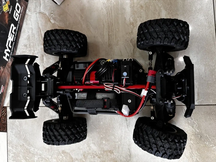 MJX 14207 Hyper Go Безколлекторная RTR 4WD 1:14 Радиоуправляемая машинка (80 км/час) - изображение 4