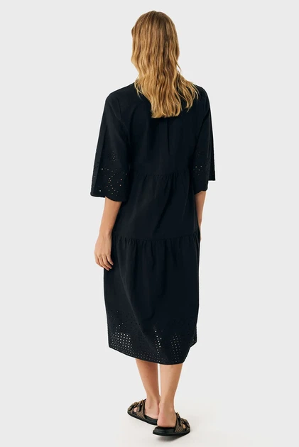Жіноча чорна сукня Linen eyehole embroidery dress Mexx 36 MF006302251W - Фото 2 Жіноча чорна сукня Linen eyehole embroidery dress Mexx 36 MF006302251W - изображение 2